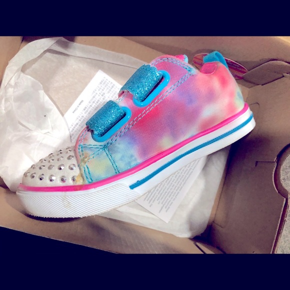 Twinkle Toes in box fairly new lightup sneakers - Picture 5 of 9